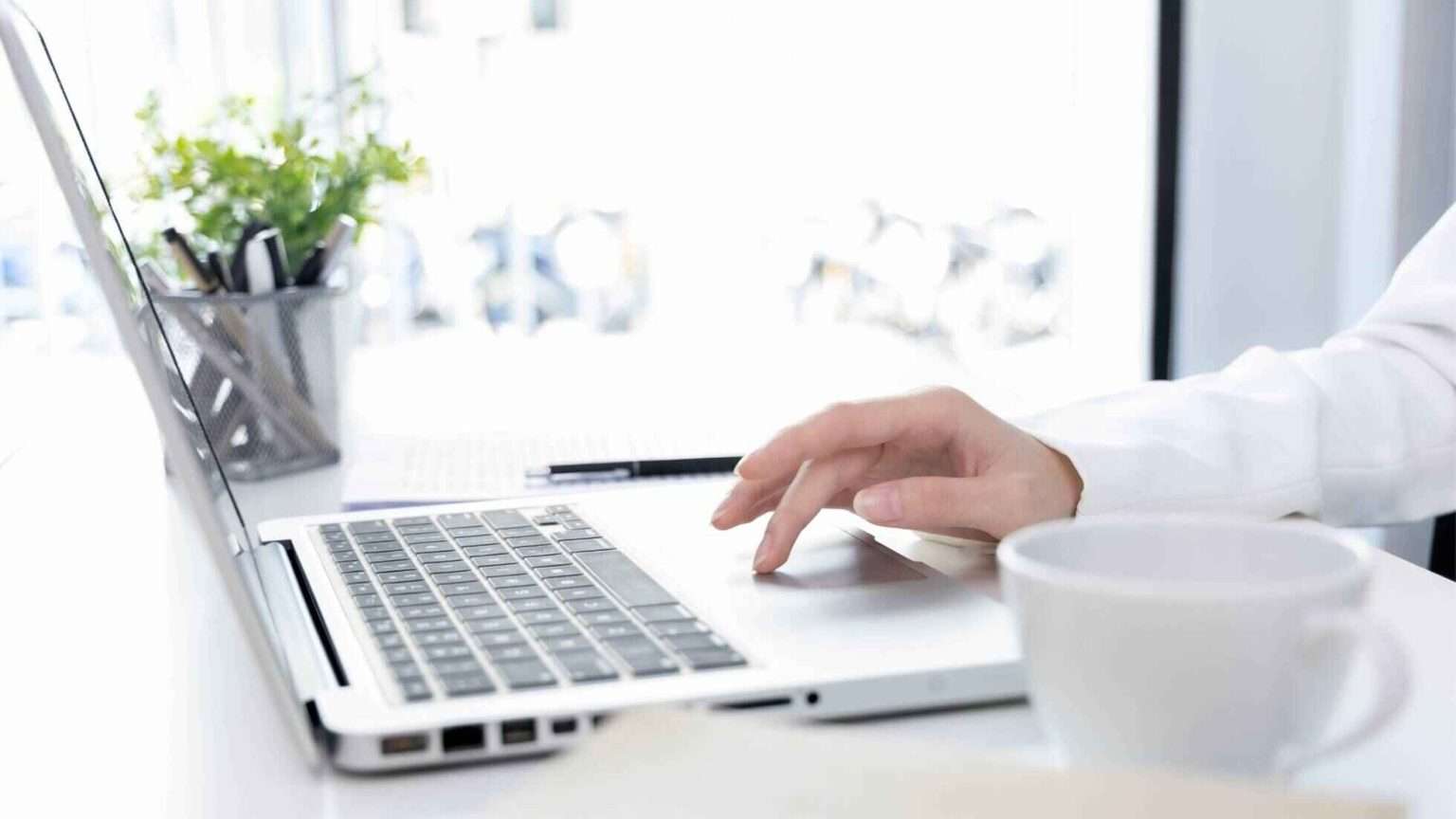 Mechanical Turk vs Fiverr Table Included]