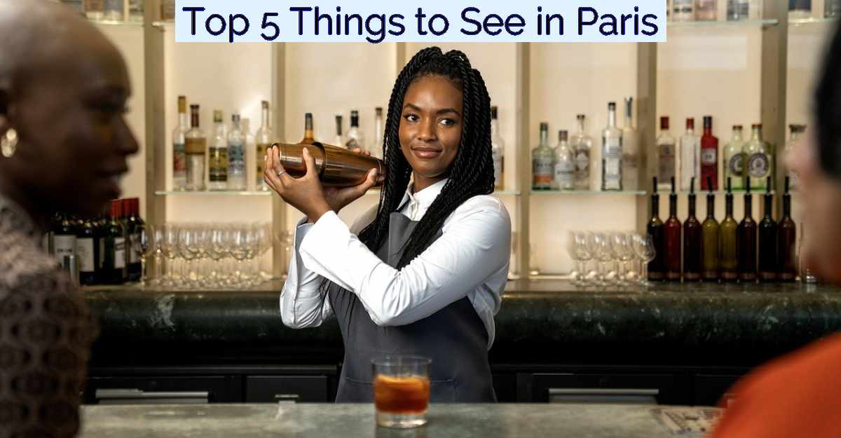 Top 5 Things to See in Paris- Featured Image